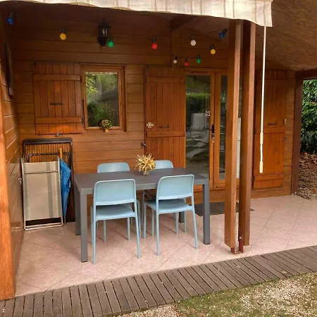 Chalet Familial Au Bord Du